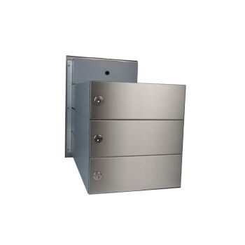 B-042 Sistema di cassette per le lettere da parete in acciaio inox a 3 unità con schermo citofonico